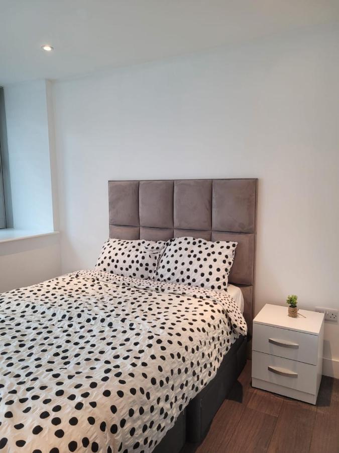 2Br Chic London Sleep 9 Bp7 Apartment Exterior photo